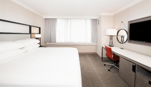 Crowne Plaza Baltimore - Puerto Interior image 1